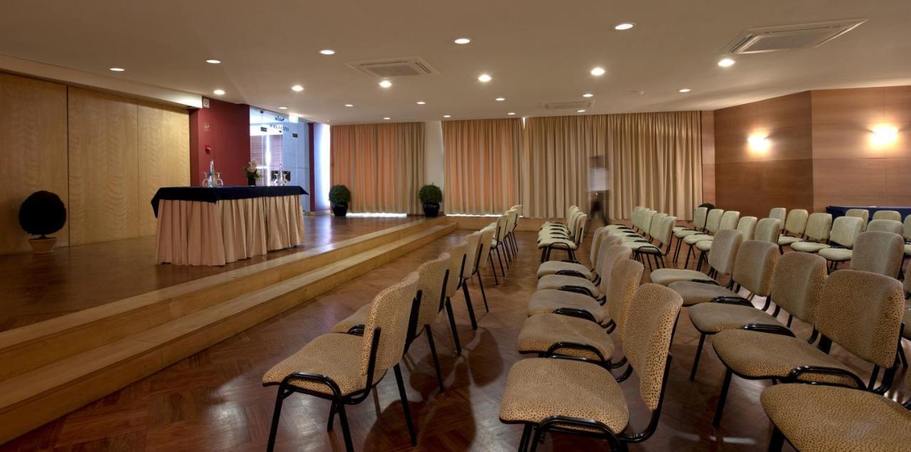 Algarve Casino Hotel Portimao Bagian luar foto The conference room
