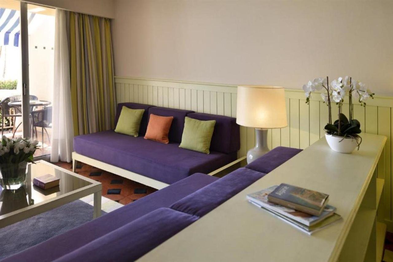 Algarve Casino Hotel Portimao Bagian luar foto A room at the hotel